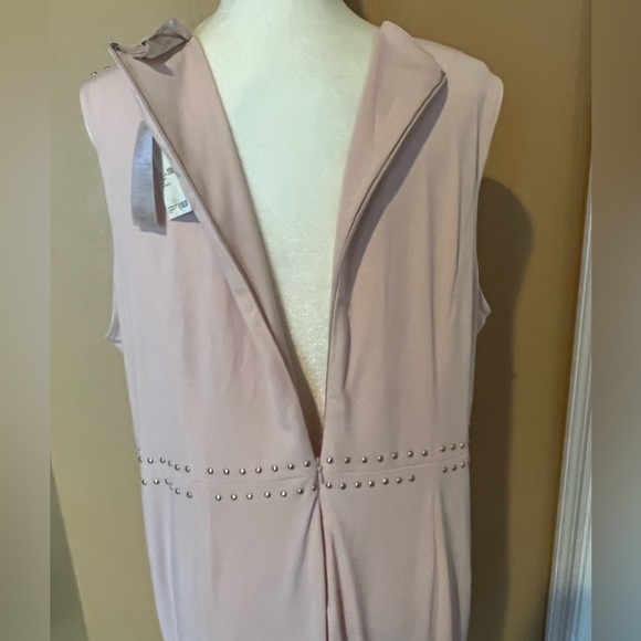 Philosophy Dresses- 1X soft, pink, stud embellished dress. - Picture 8 of 8